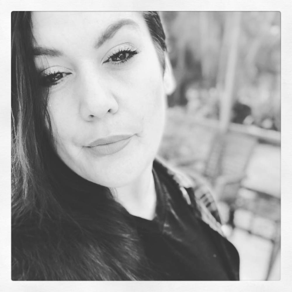 Meet your Posher, Carrie